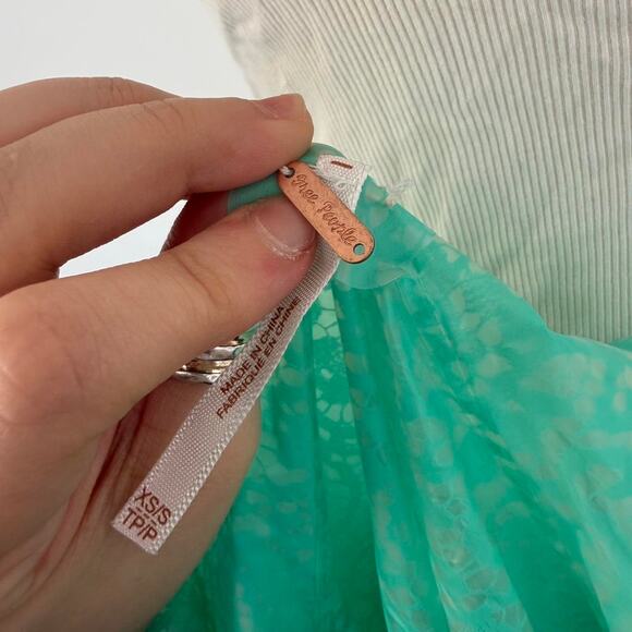 FREE PEOPLE LACE EFFECT SCALLOP EDGED RAIN JACKET - Picture 5 of 5